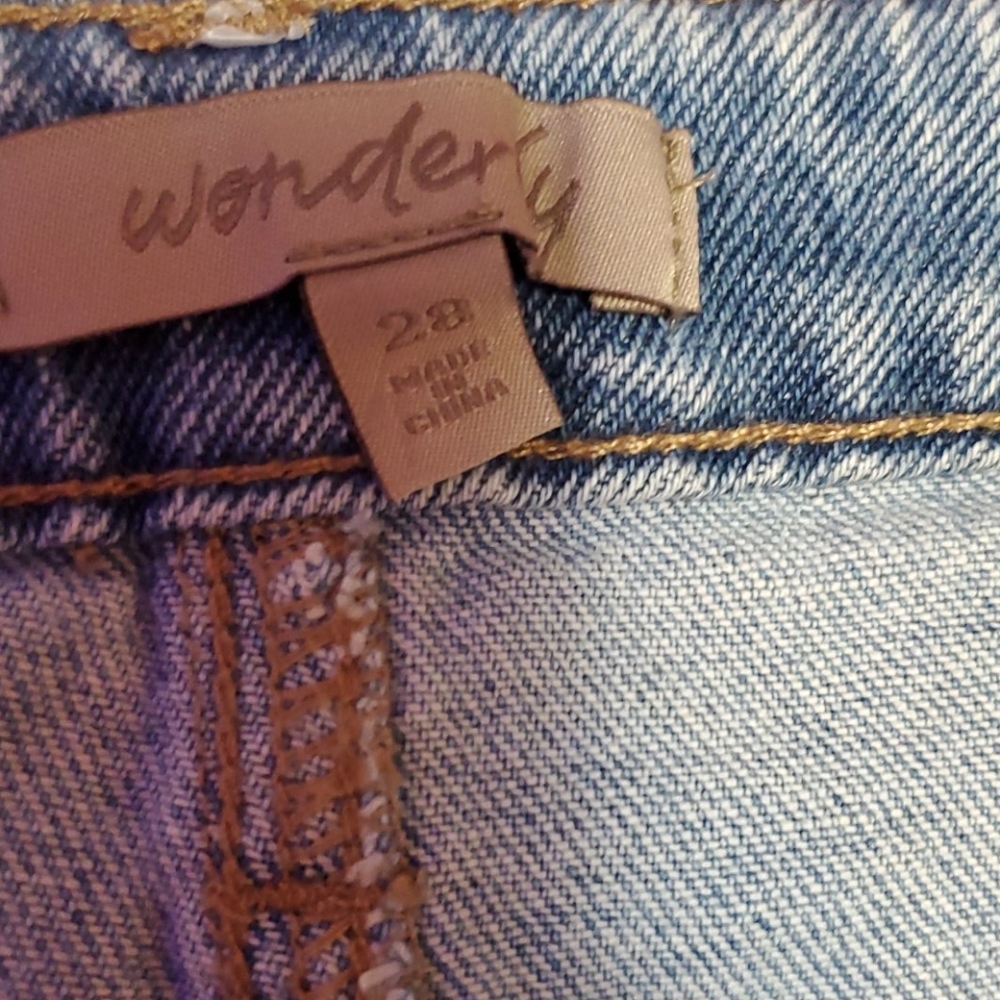 Shorts - Picture 2 of 3